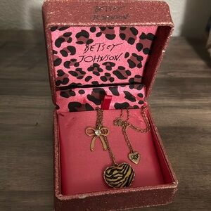 Betsey Johnson necklace
